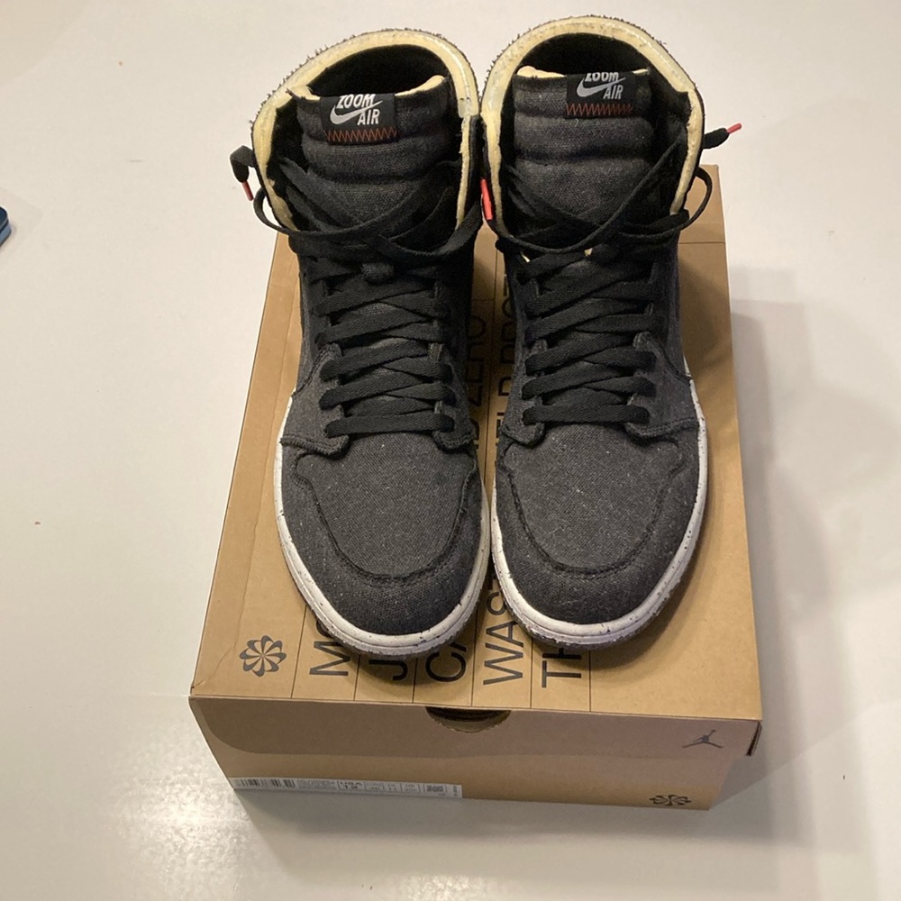 Mens Used Nike Air Jordan 1 High Zoom Air size 12